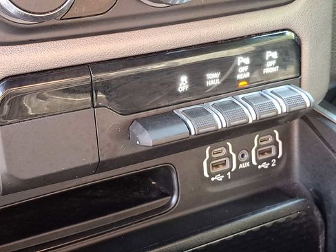 Used 2022 RAM 1500 Big Horn AWD/4WD image 26