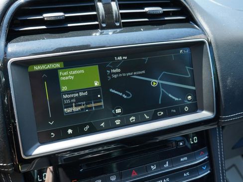 Used 2020 Jaguar F-PACE R-Sport AWD/4WD image 33