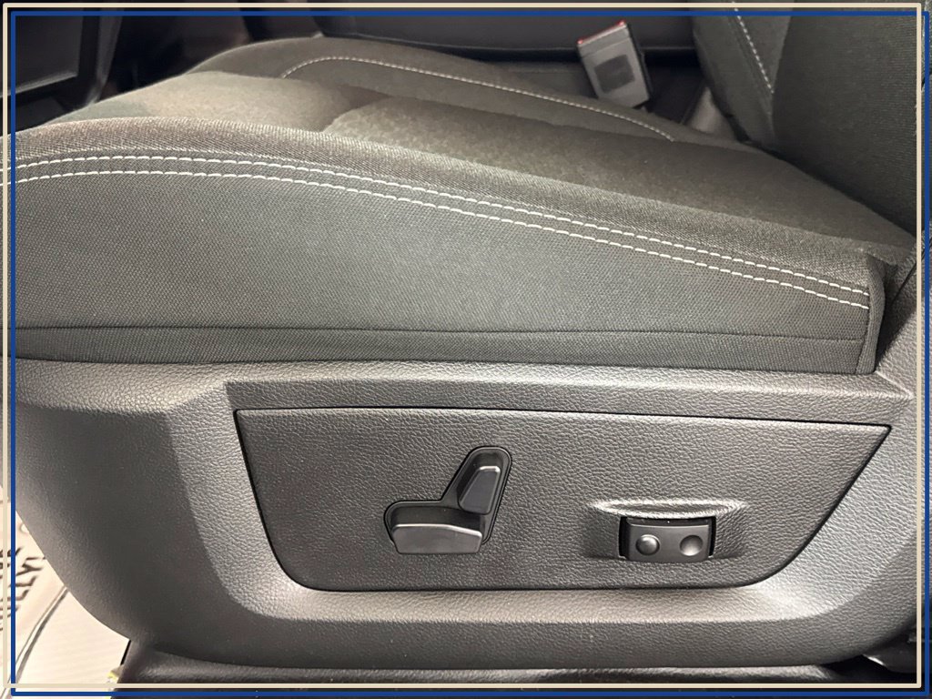 Certified 2026 RAM 2500 Big Horn AWD/4WD image 31