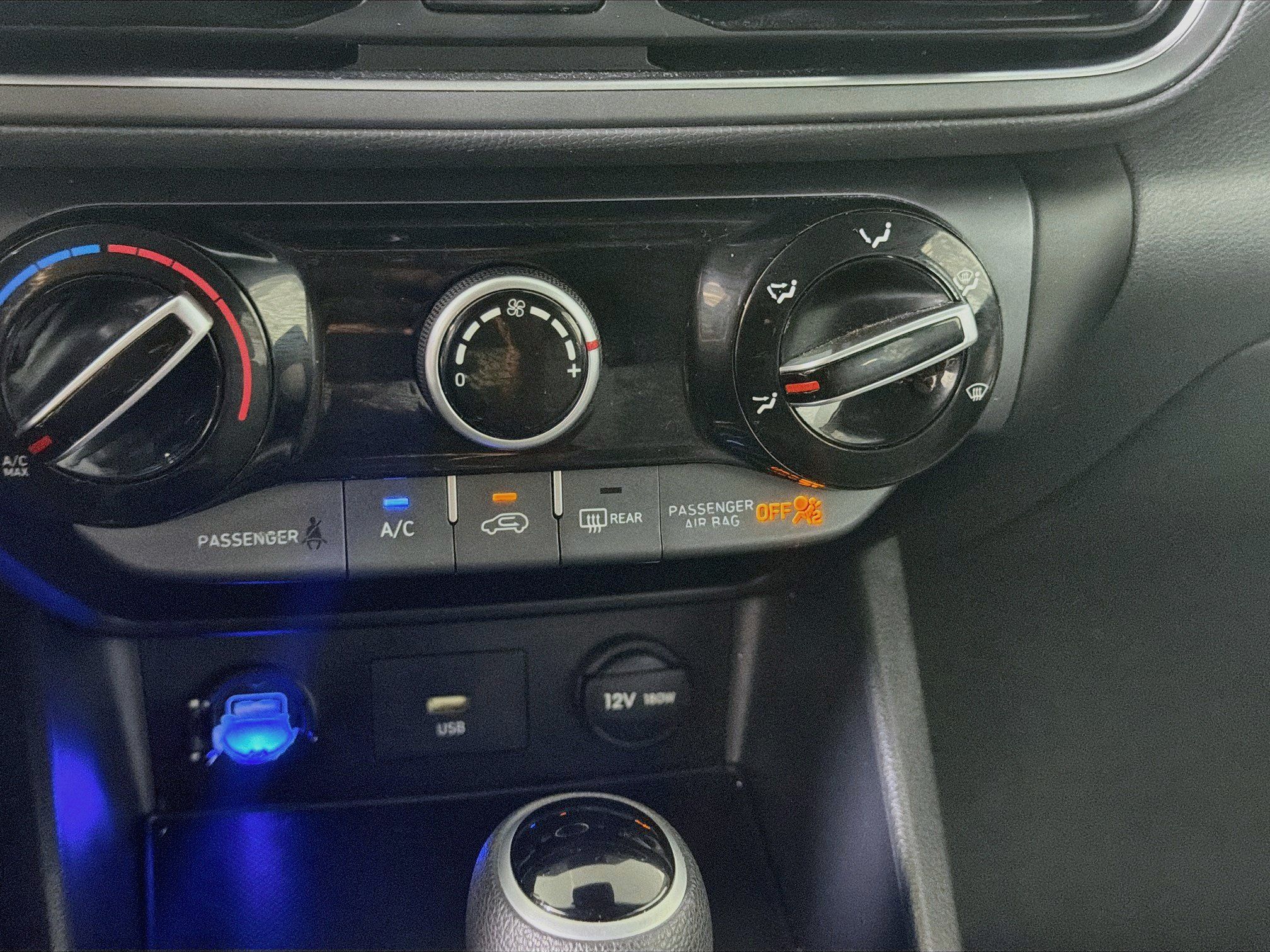 Used 2023 Hyundai Kona SEL FWD image 22