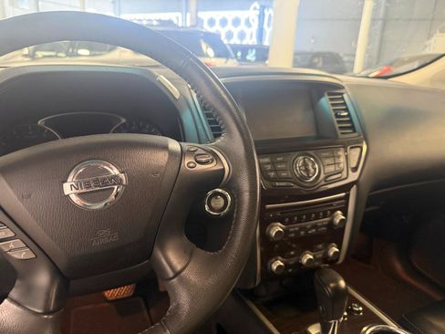 Used 2015 Nissan Pathfinder Platinum w/ Cargo Package AWD/4WD image 8