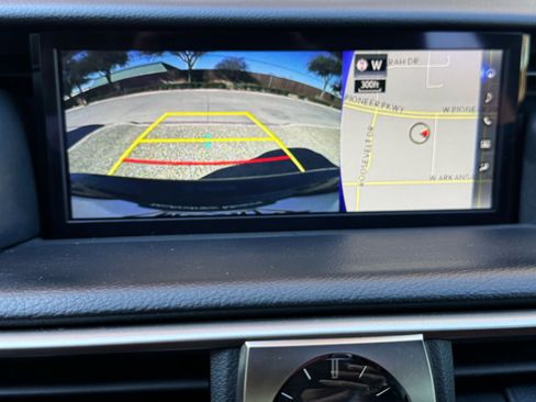 Used 2019 Lexus IS 300 image 19