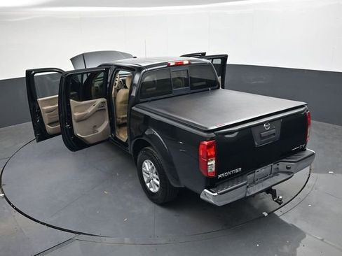 Used 2018 Nissan Frontier SV image 35