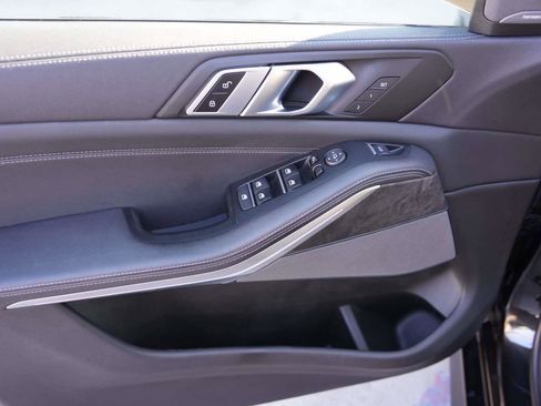 Certified 2023 BMW X5 sDrive40i w/ M Sport Package image 12