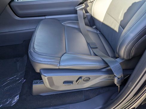 New 2025 Ford Expedition Max Platinum w/ Driver's Package image 14