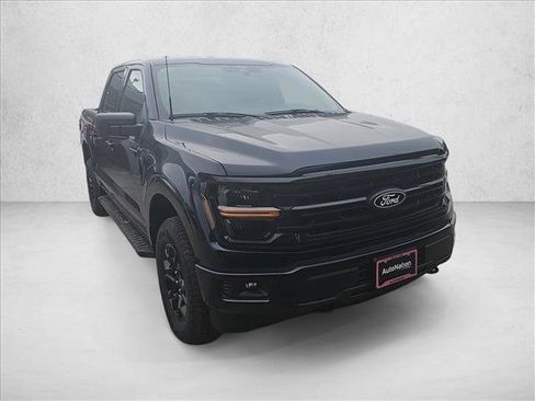 New 2026 Ford F150 XLT w/ XLT Black Appearance Package image 7