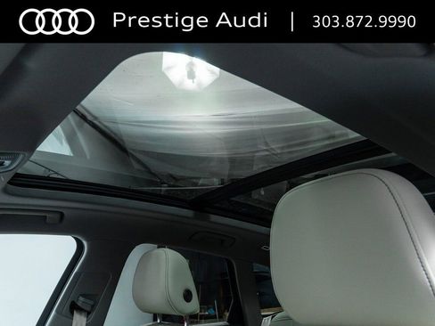Used 2025 Audi Q5 Premium w/ Convenience Package image 24