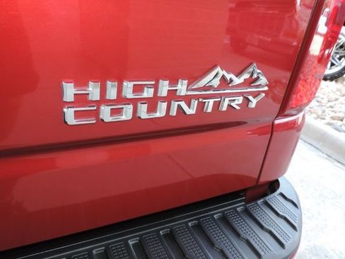 Certified 2019 Chevrolet Silverado 1500 High Country w/ Technology Package AWD/4WD image 22