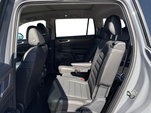 New 2026 Volkswagen Atlas SEL AWD/4WD image 16