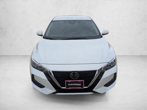 Used 2023 Nissan Sentra SV image 2