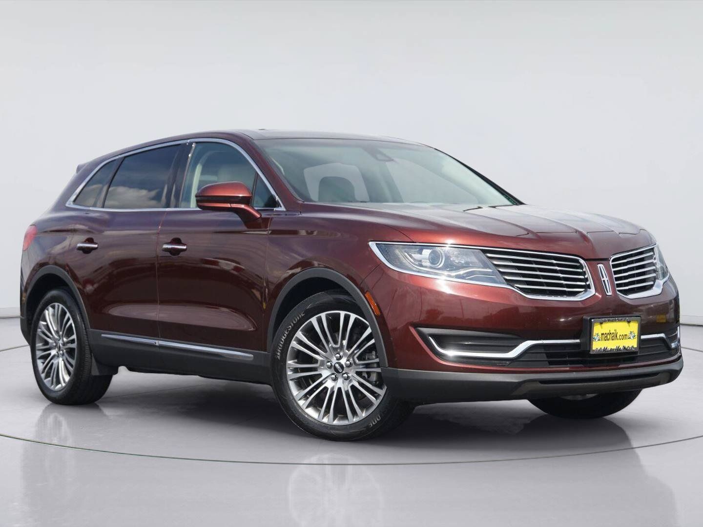 Used 2016 Lincoln MKX Reserve w/ Climate Package FWD image 2