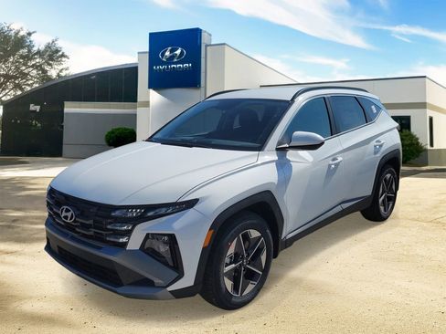 New 2026 Hyundai Tucson SEL FWD image 2