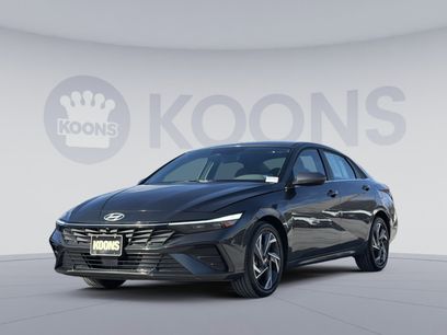 Certified 2025 Hyundai Elantra SEL