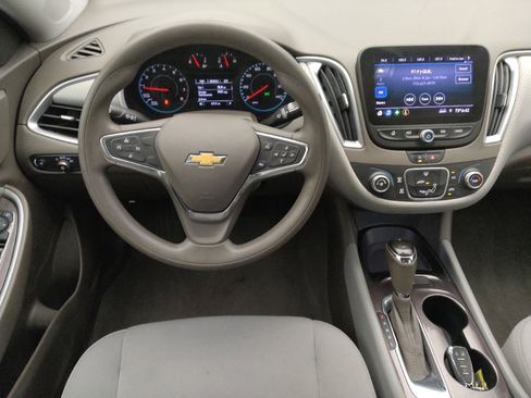 Used 2020 Chevrolet Malibu LS w/ LPO, Convenience Package 2 FWD image 22
