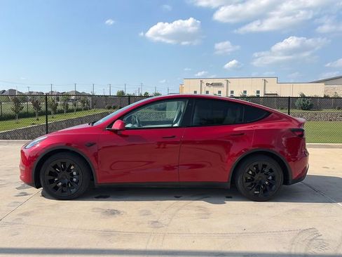 Used 2022 Tesla Model Y Long Range AWD/4WD image 6