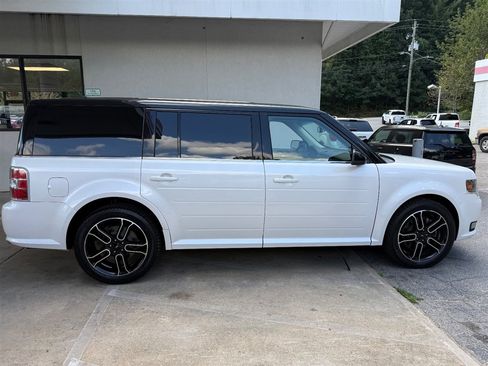 Used 2014 Ford Flex SEL w/ Equipment Group 202A FWD image 2