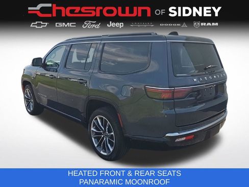 Used 2024 Jeep Wagoneer Series III w/ Premium Group I AWD/4WD image 7