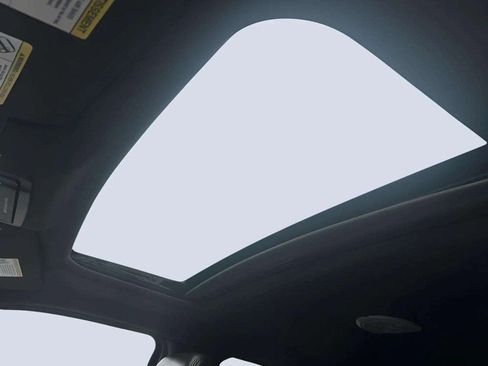 Used 2011 Ford F150 Raptor w/ Raptor Luxury Pkg image 17