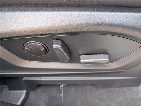 Used 2023 Ford Explorer ST-Line w/ Class IV Trailer Tow Package image 15