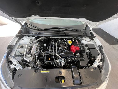 Used 2025 Nissan Sentra SV image 30