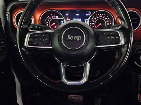 Used 2021 Jeep Wrangler Unlimited Rubicon w/ LED Lighting Group AWD/4WD image 11