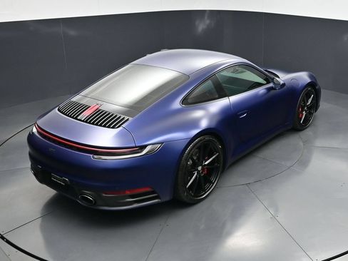 Certified 2020 Porsche 911 Carrera 4S AWD/4WD image 18