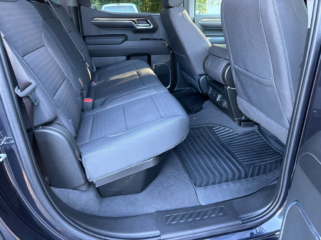 Used 2023 Chevrolet Silverado 1500 RST w/ LPO, Dark Essentials Package RWD image 15