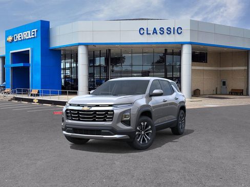 New 2026 Chevrolet Equinox LT image 8