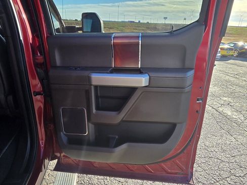 Used 2019 Ford F250 King Ranch w/ King Ranch Ultimate Package AWD/4WD image 12