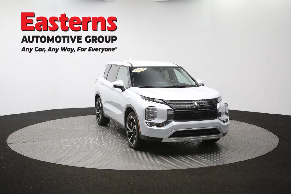 Used 2024 Mitsubishi Outlander SE FWD image 54