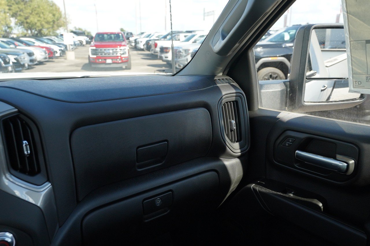 New 2026 GMC Sierra 2500 Pro AWD/4WD image 8