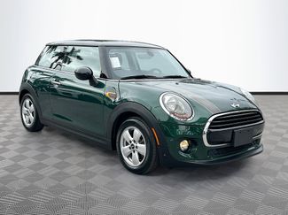 Used 2018 MINI Cooper 2-Door Hardtop video 1