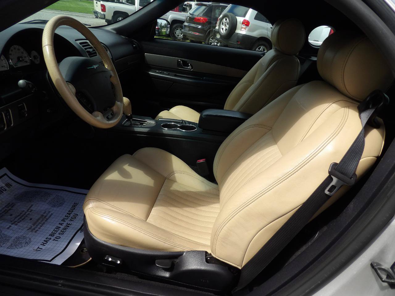 Used 2004 Ford Thunderbird RWD image 8