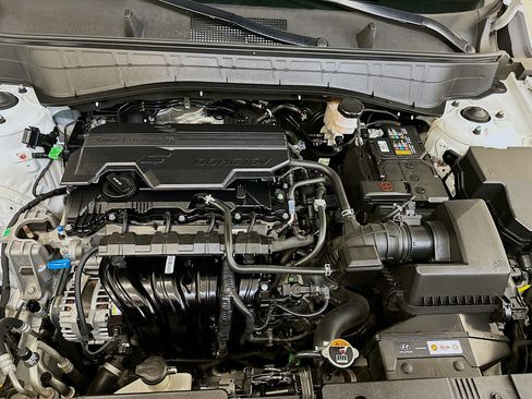 Used 2025 Hyundai Kona SEL image 33