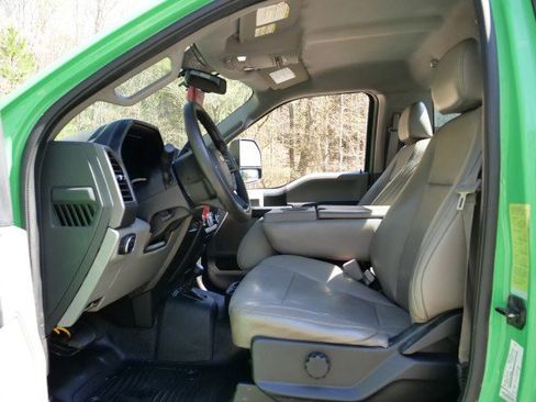 Used 2019 Ford F450 XL w/ XL Value Package image 19