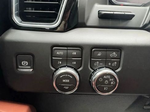 New 2026 GMC Sierra 3500 Denali Ultimate image 19