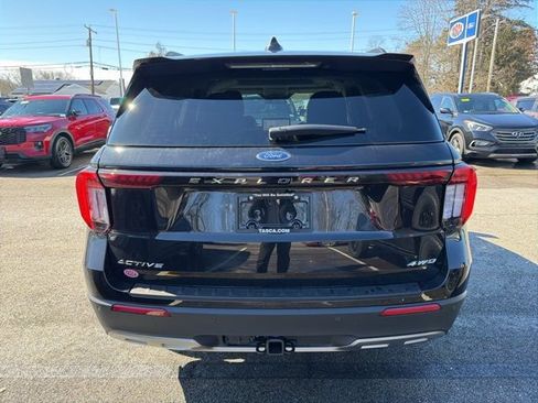 New 2026 Ford Explorer Active w/ Active Comfort Package AWD/4WD image 7