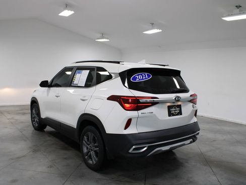 Used 2021 Kia Seltos S FWD image 7