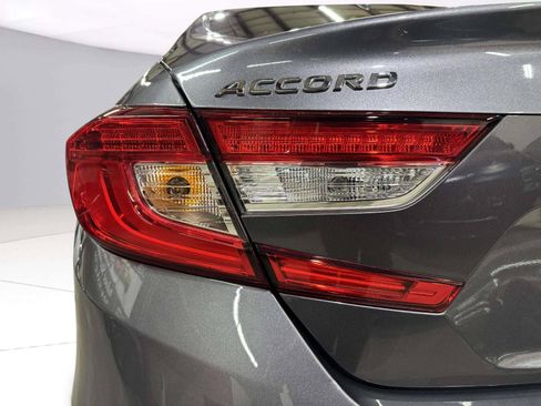 Used 2020 Honda Accord EX image 16