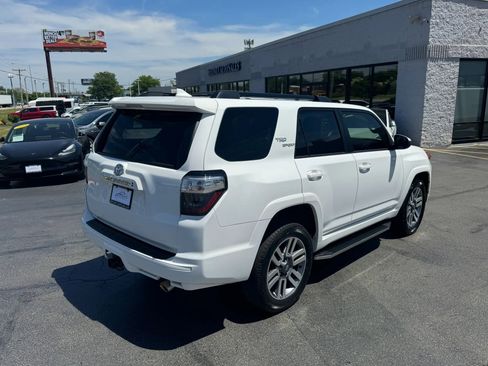 Used 2022 Toyota 4Runner TRD Sport AWD/4WD image 43