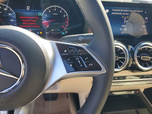 Certified 2026 Mercedes-Benz GLB 250 image 29