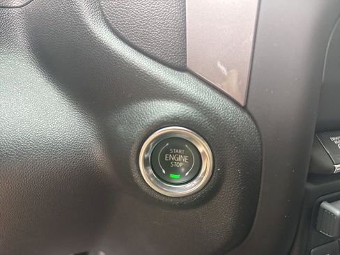 Used 2024 Chevrolet Silverado 2500 Custom w/ Custom Value Package image 12