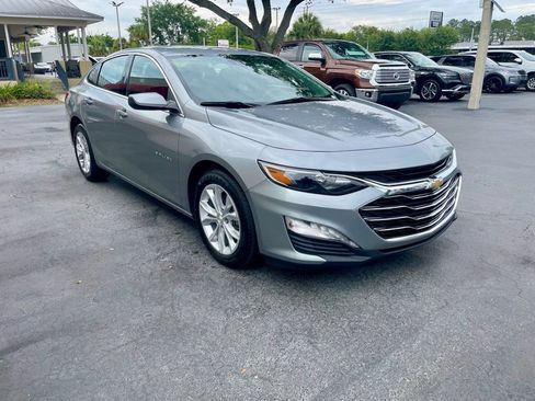 Used 2025 Chevrolet Malibu LT FWD image 6