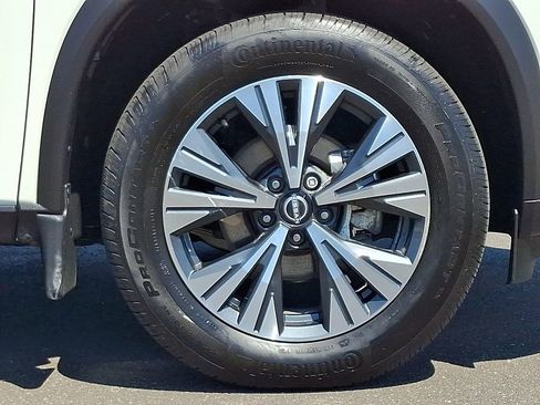 Certified 2023 Nissan Rogue SV w/ SV Premium B Package AWD/4WD image 8