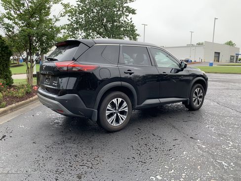 Used 2022 Nissan Rogue SV w/ SV Premium Package AWD/4WD image 11