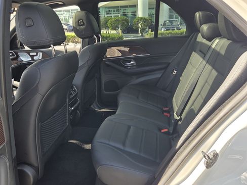 Used 2023 Mercedes-Benz GLE 450 4MATIC image 11