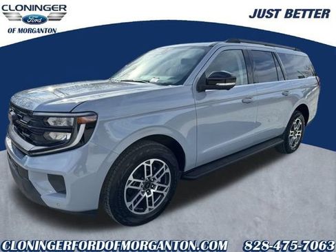 New 2025 Ford Expedition Max Active image 5