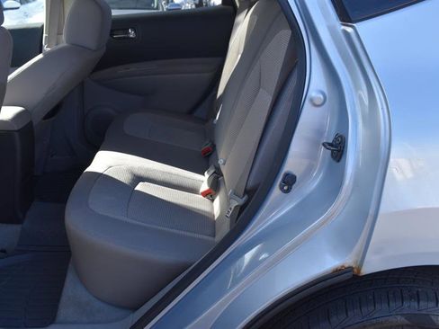 Used 2012 Nissan Rogue SV w/ Premium Pkg image 11