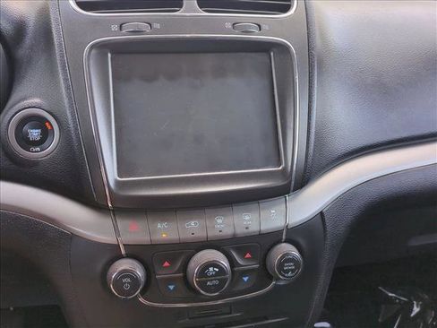 Used 2018 Dodge Journey Crossroad image 13