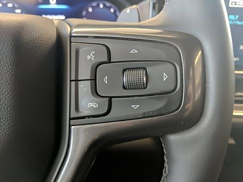 Used 2024 Chevrolet Silverado 1500 High Country image 19